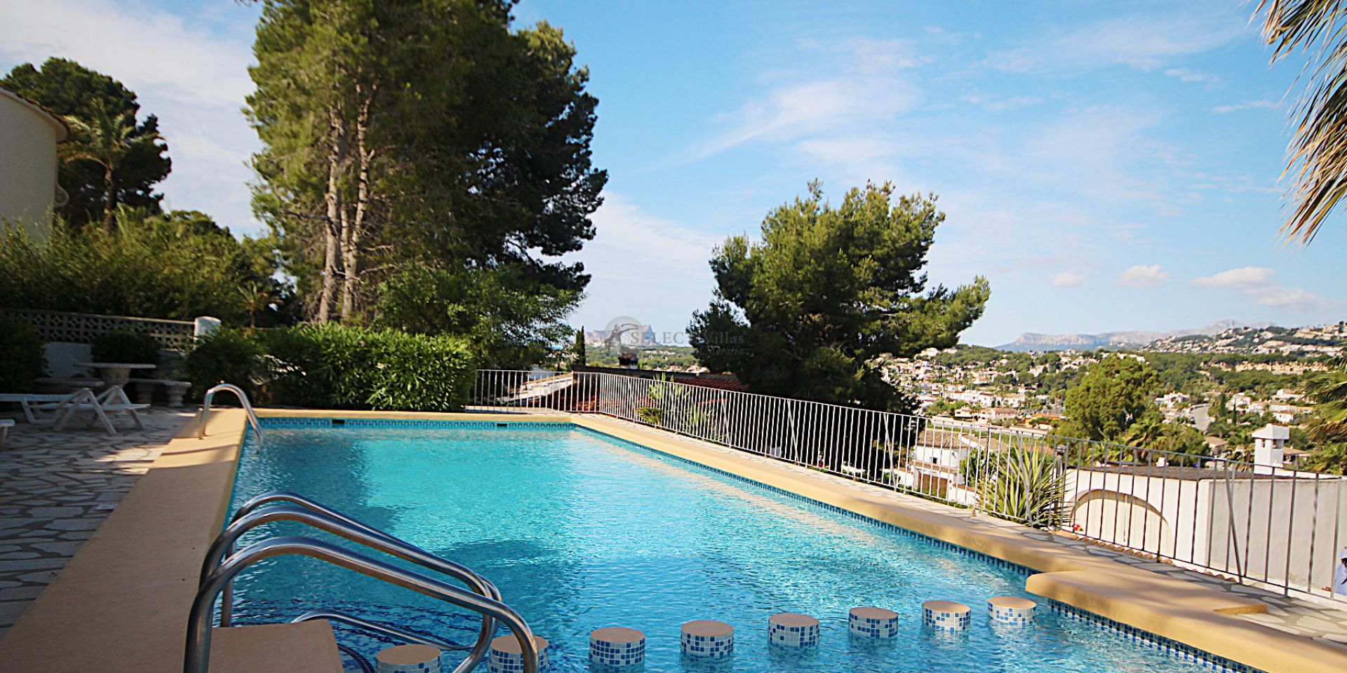 Achat villa à vendre à Moraira avec piscine