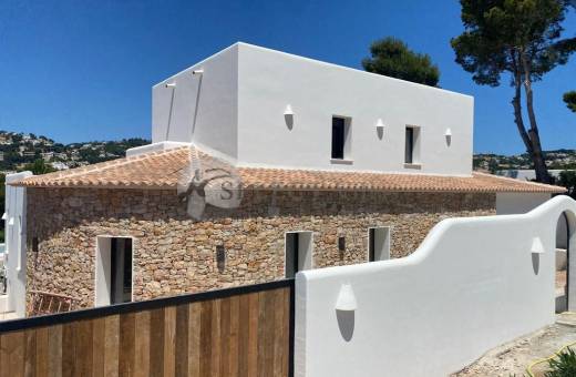 Villa - Re-sale - Moraira - San Jaime