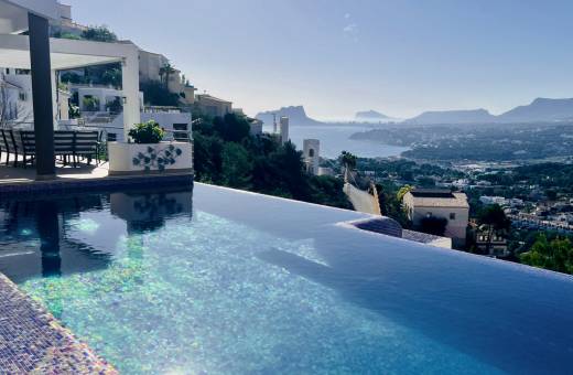 Villa - Re-sale - Moraira - Arnella