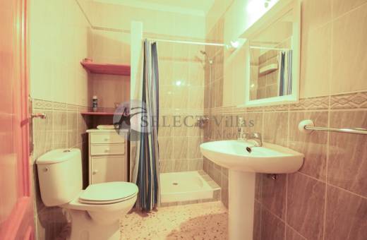 Re-sale - Villa - Orba