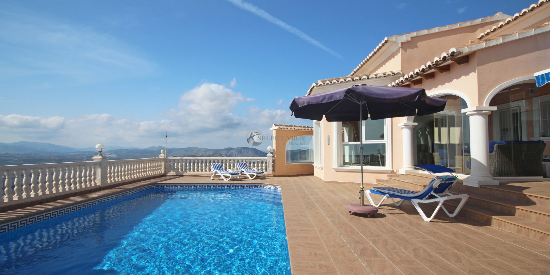 villa with views and private pool for sale in Benitachell