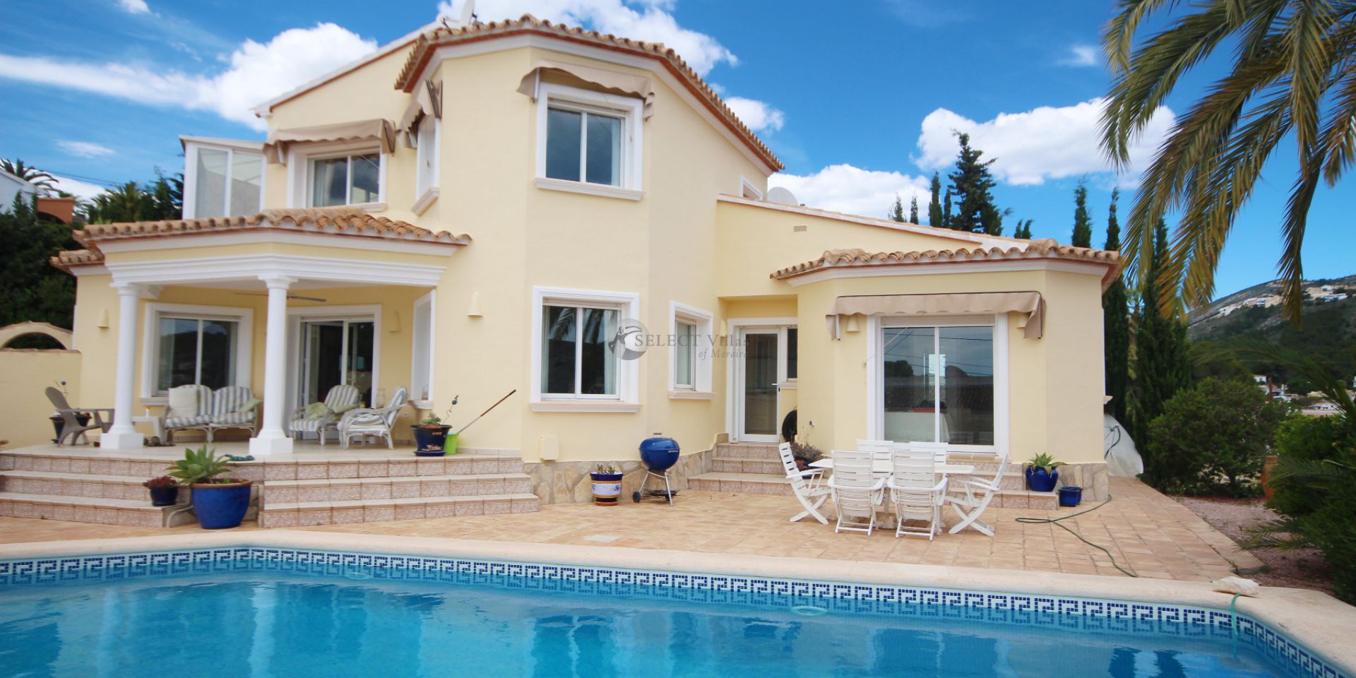 Luxury Modern Family Villa for sale in Moraira