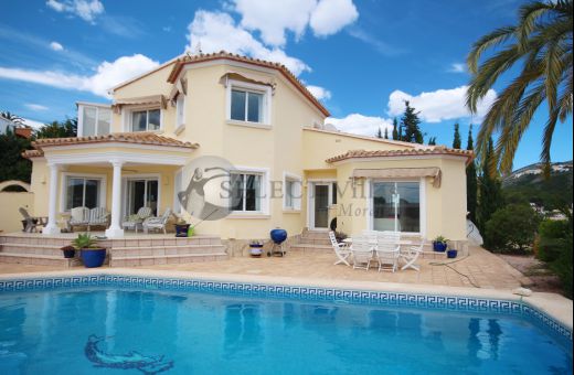 Luxury Modern Family Villa for sale in Moraira